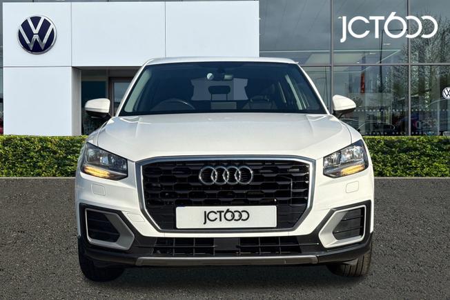 AUDI Q2 Photo 8
