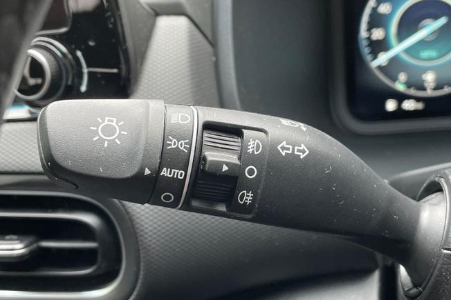 HYUNDAI Kona Photo 25