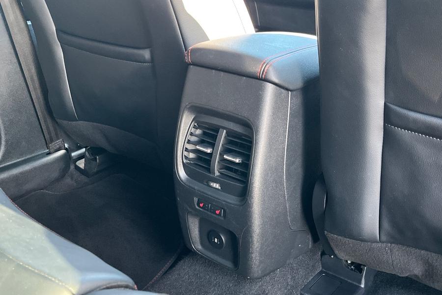 Ford KUGA Photo autoimg-0790ec1e9e10e0b937e1dfd3d0991ab8286753aa.jpg