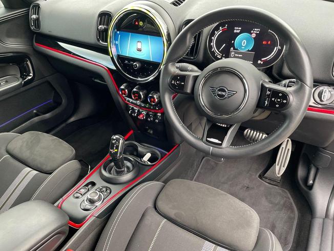 MINI COUNTRYMAN Photo 6