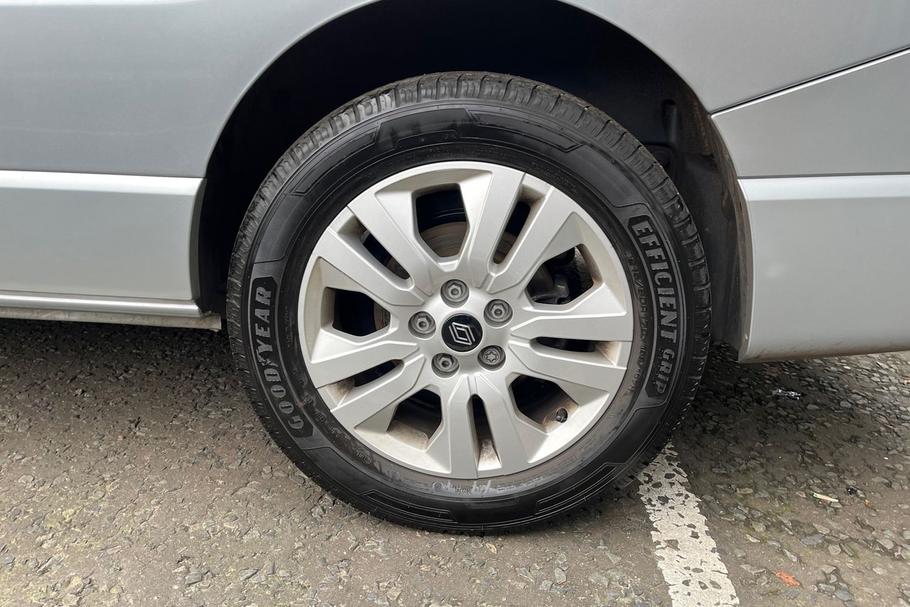 Used Renault Trafic YE25NDC 7