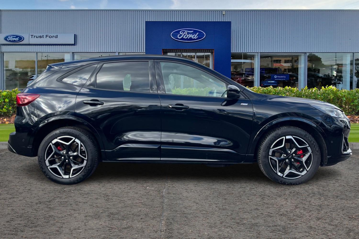 Ford KUGA Photo 2