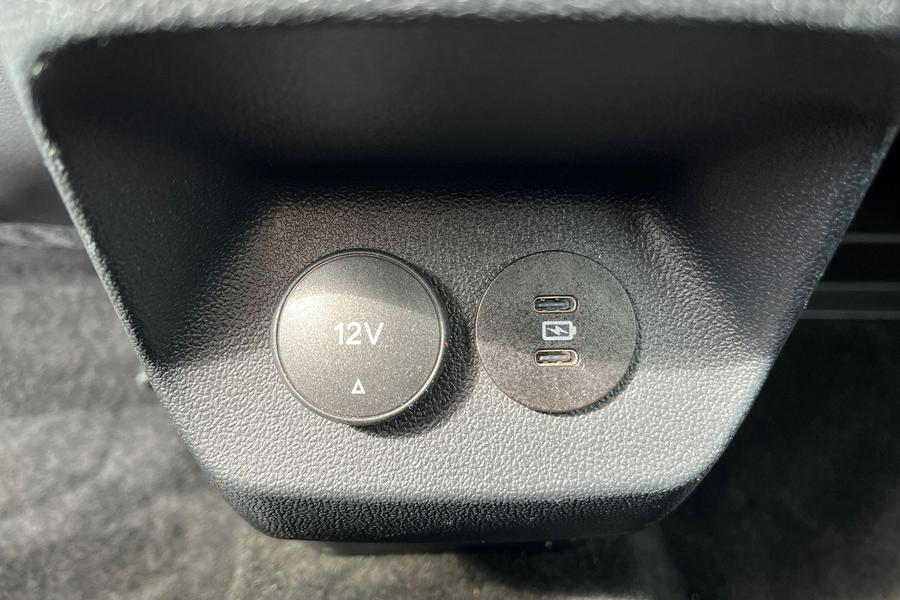 Ford PUMA Photo autoimg-0796c667b41d6a36ceb1a31886d28df3d1839931.jpg
