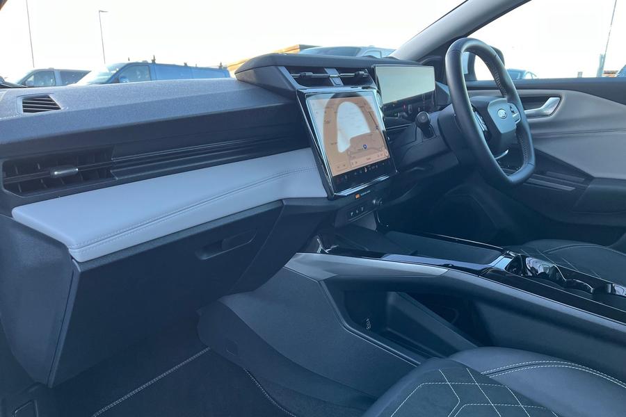 Ford Puma Gen-E Photo autoimg-0796f7625b7613be34e7a32467c046c91df6a989.jpg