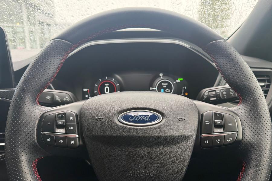 Ford KUGA Photo autoimg-07974bdd55537240266b9bb963d94aaa53f3bc1c.jpg