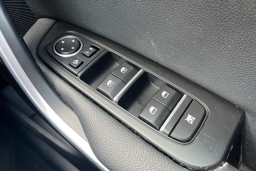 Kia CEED Photo autoimg-079a4e0c8c0eaa7c60614f1031f88f6259cbe5d5.jpg