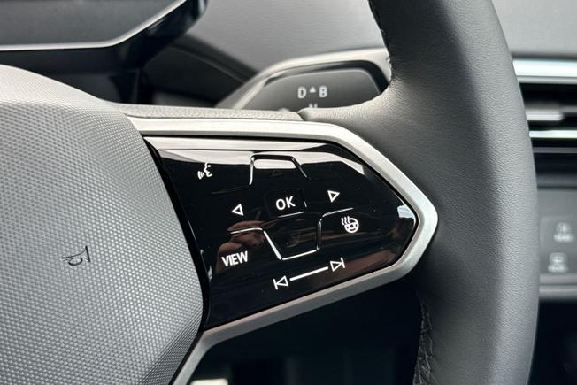 VOLKSWAGEN Id.5 Photo 17