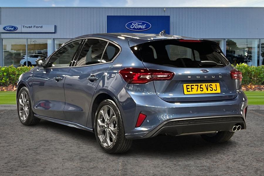 Ford Focus Photo autoimg-07a034fda826303efa003f142a958dd97ad80de0.jpg