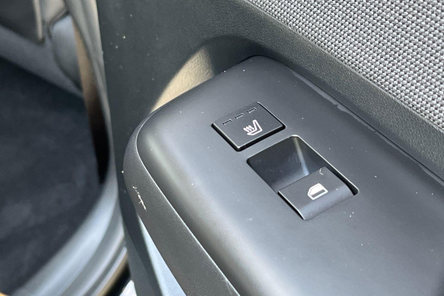 Hyundai KONA Photo 34