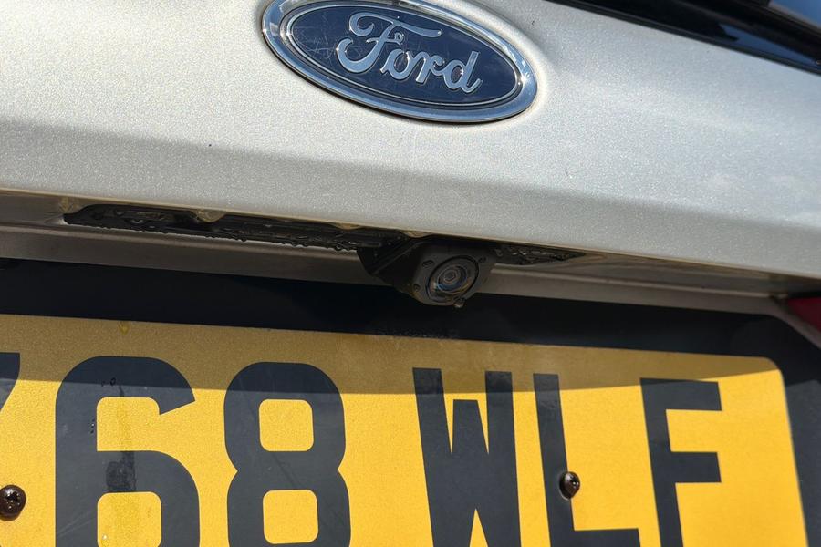Ford FIESTA Photo autoimg-07a6065fac976611c3b46ade1240b9d828e86732.jpg