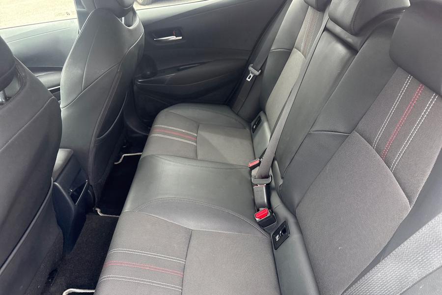 Toyota COROLLA Photo autoimg-07a6232e277f1dbd9962611980042e0de9fd2d3b.jpg