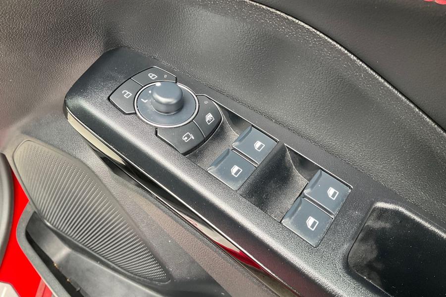 Ford PUMA Photo autoimg-07a6f9138e3a3db0887b929e0b9812cb1ab3735e.jpg