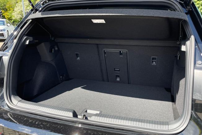 VOLKSWAGEN Golf Photo 12
