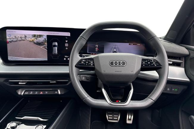 Audi Q3 Photo 11