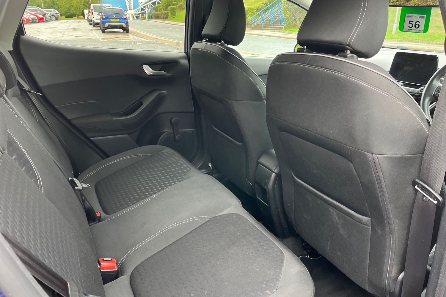 Ford Fiesta Photo 37