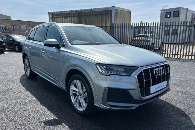 Audi Q7 Photo 21
