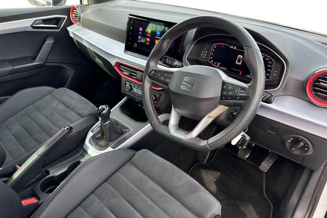 SEAT Arona Photo 6