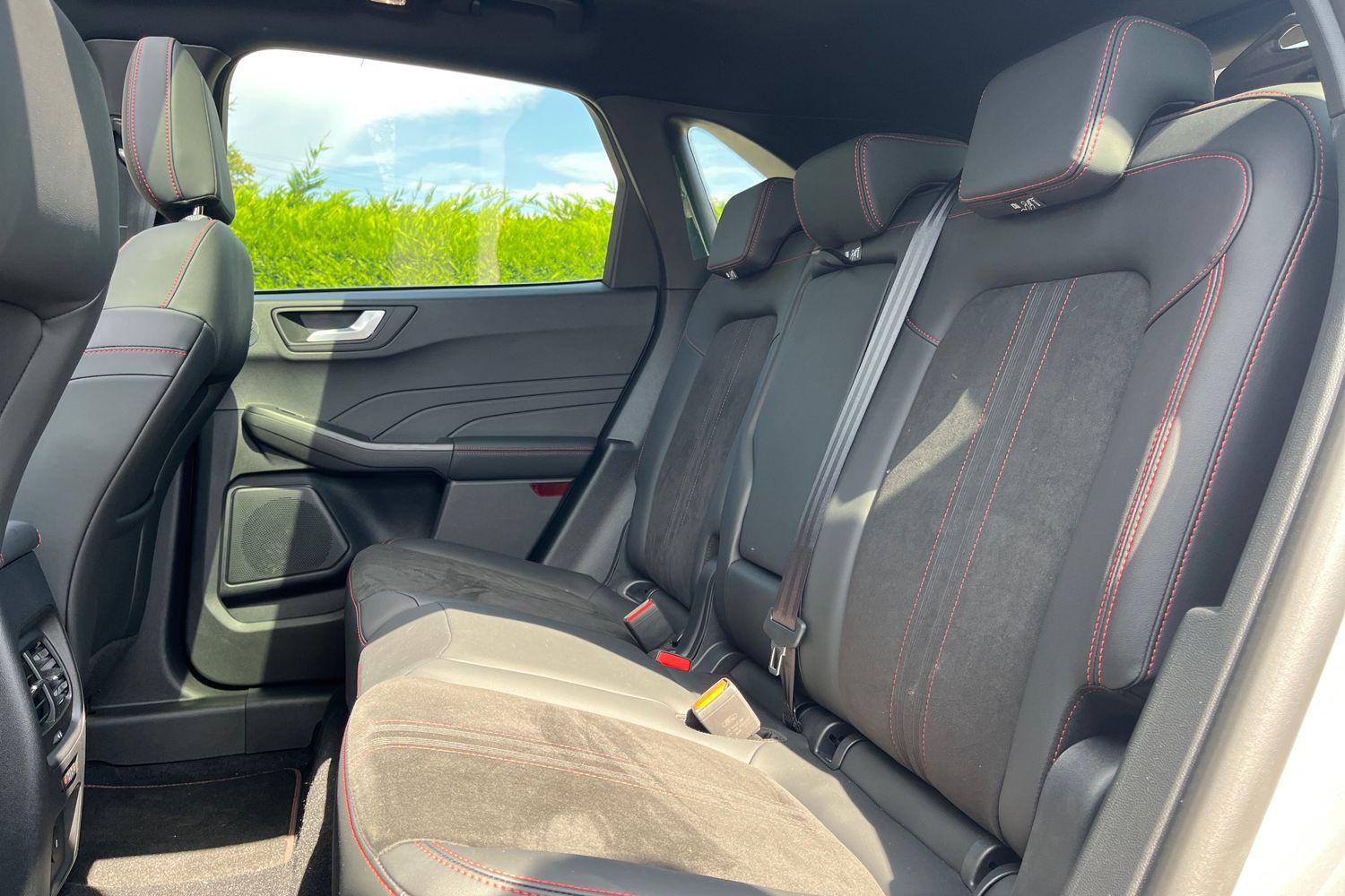 Ford KUGA Photo 19