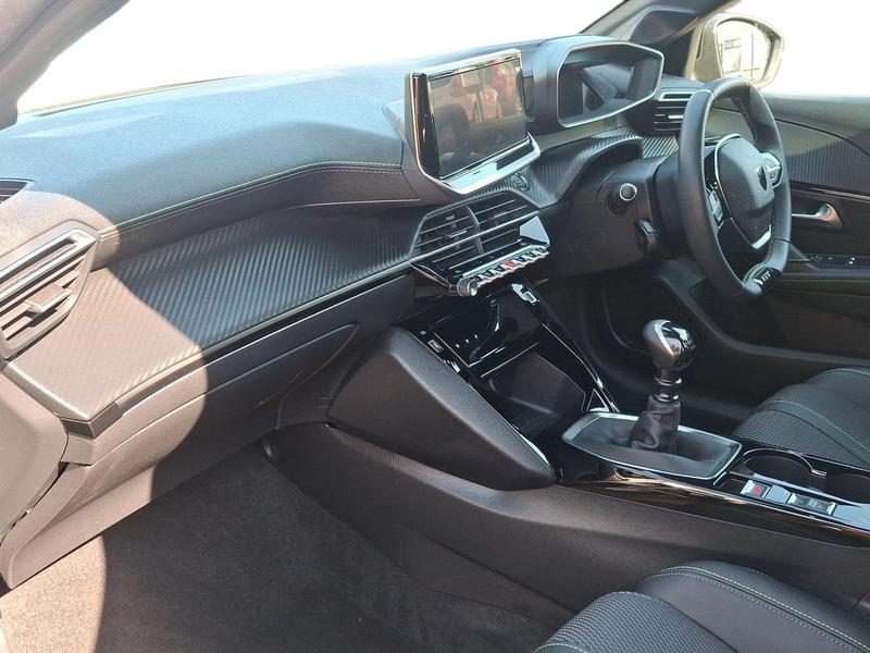Used Peugeot 208 LO24UDW 15