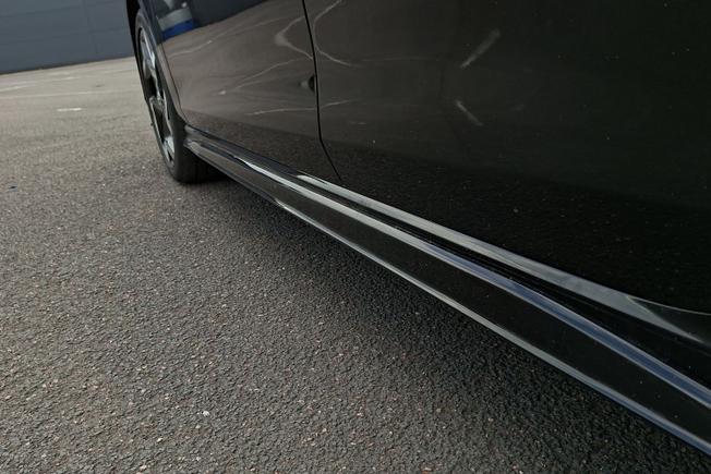 VOLKSWAGEN Golf Photo 25