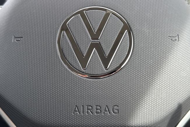 VOLKSWAGEN Polo Photo 26
