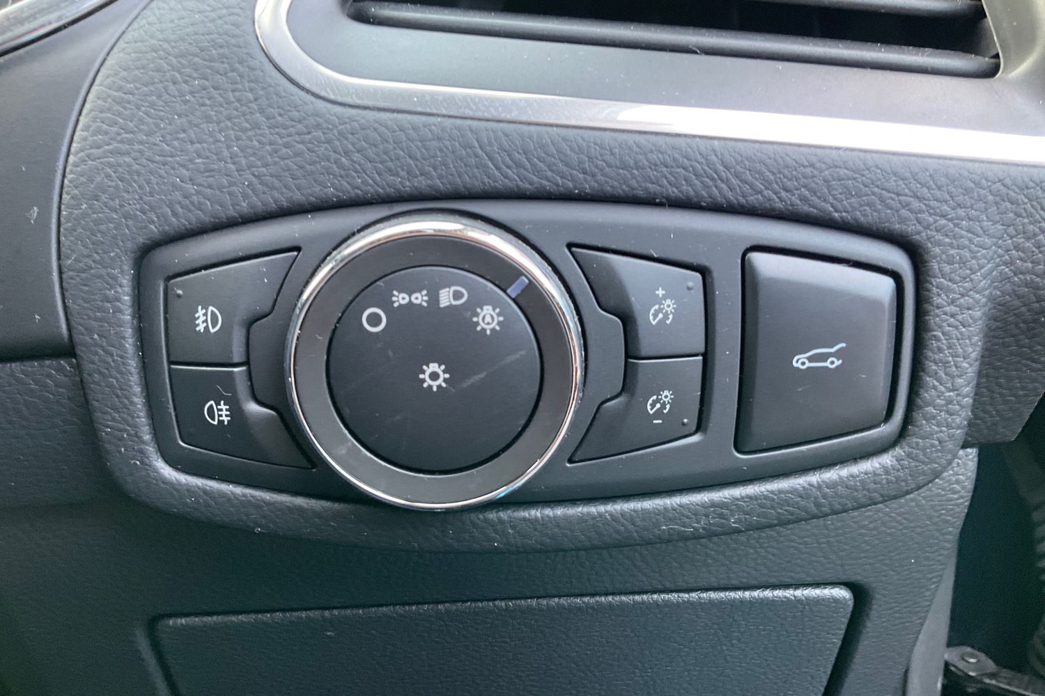 Ford S-MAX Photo 32