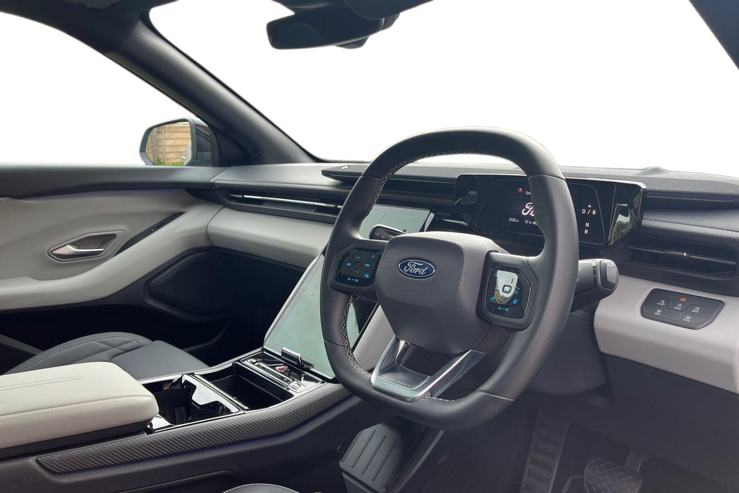 Ford EXPLORER Photo 8