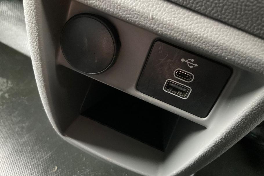 Used Ford TRANSIT CUSTOM WO24EDU 38