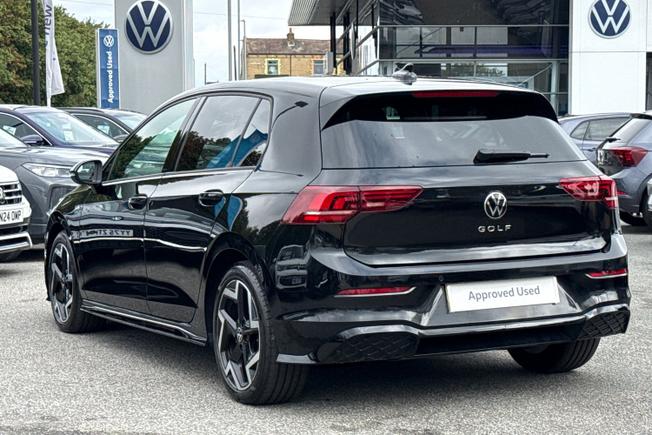 VOLKSWAGEN Golf Photo 29