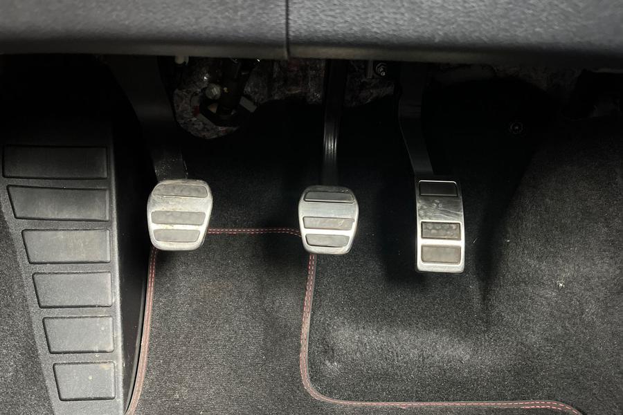 Ford KUGA Photo autoimg-07bfe6b8701688892a6911793eb423d8f337c0aa.jpg