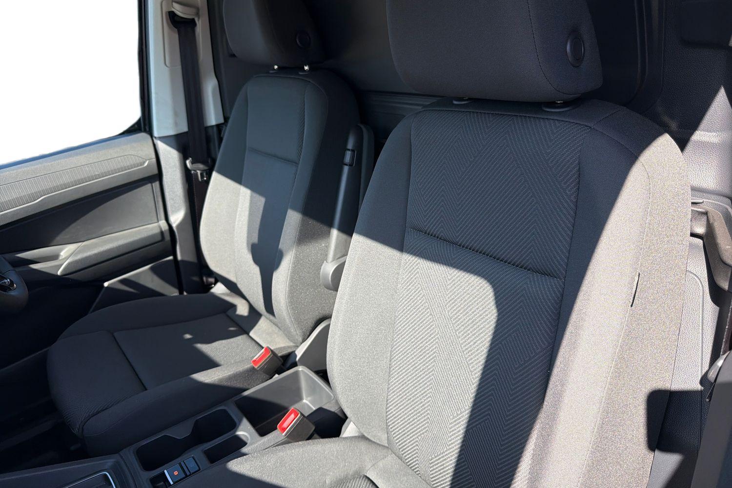 Ford TRANSIT CONNECT Photo 9