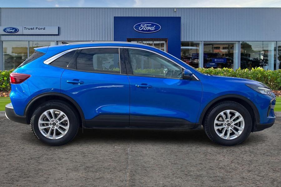 Ford KUGA Photo autoimg-07c1a686043739030178d11c93499bfa6a1d6573.jpg