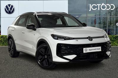 2026 Volkswagen T-Roc R-Line 1.5 eTSI MHEV 150PS 7-speed DSG 5 Door at JCT600