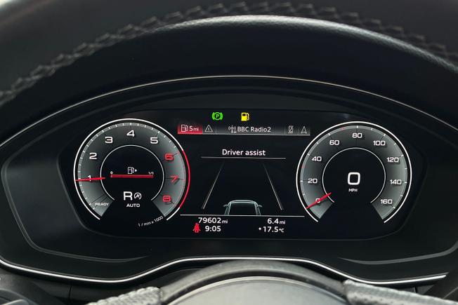 AUDI A4 Photo 15