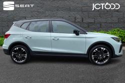 SEAT Arona Photo 4