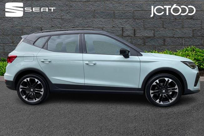 SEAT Arona Photo 4