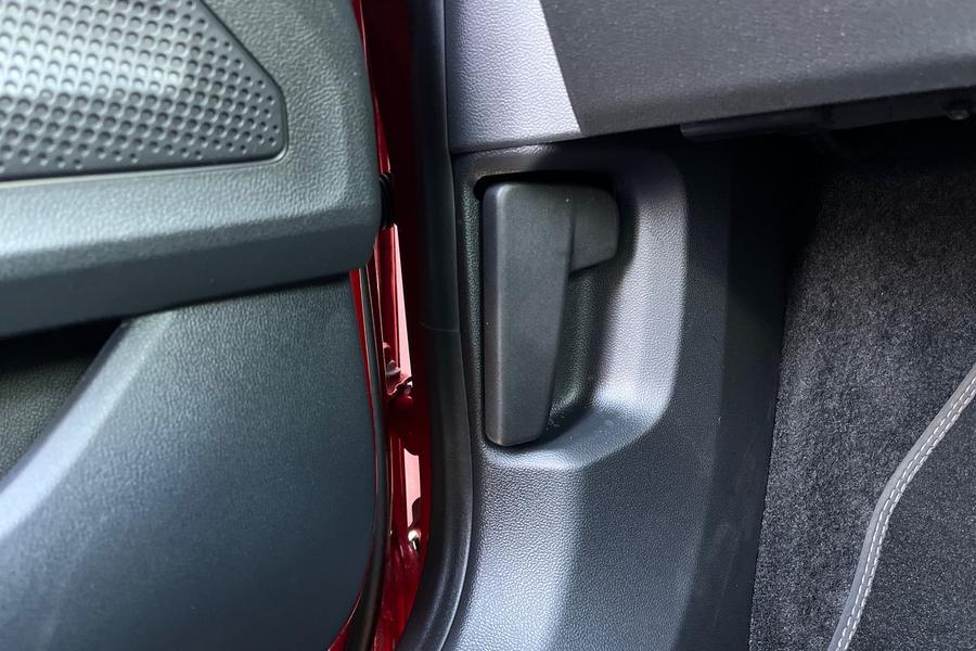 Ford CAPRI Photo autoimg-07d9423b673864eae092275ed59204182b1e1475.jpg