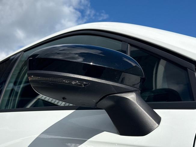 RENAULT Clio Photo 26