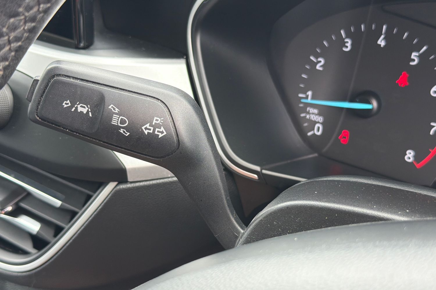 Ford FOCUS Photo 13