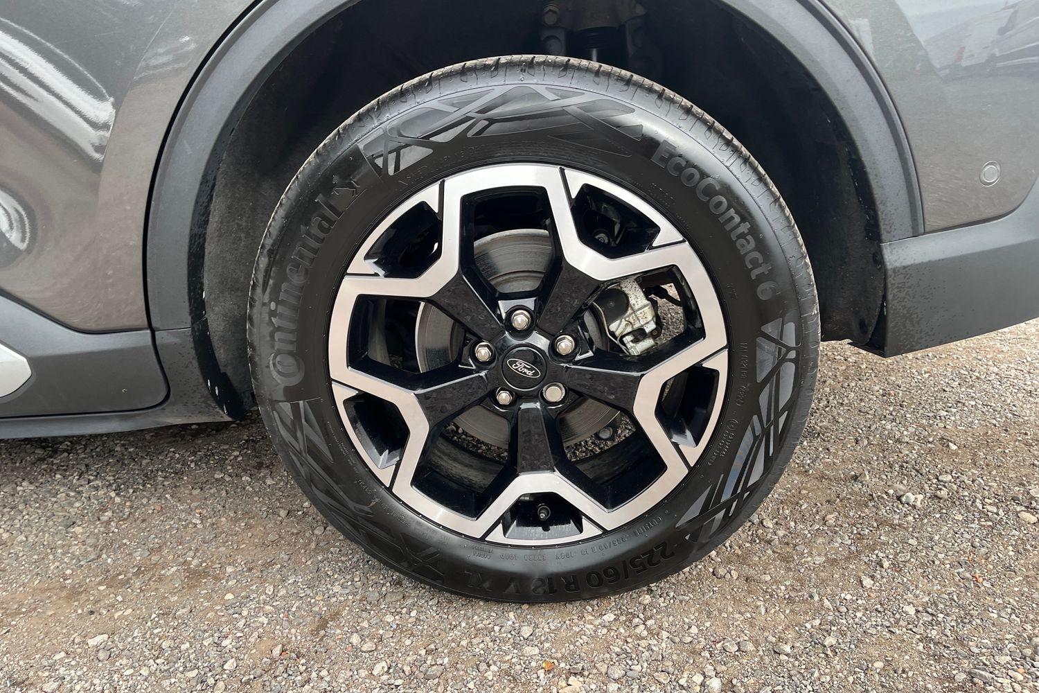 Ford KUGA Photo 29
