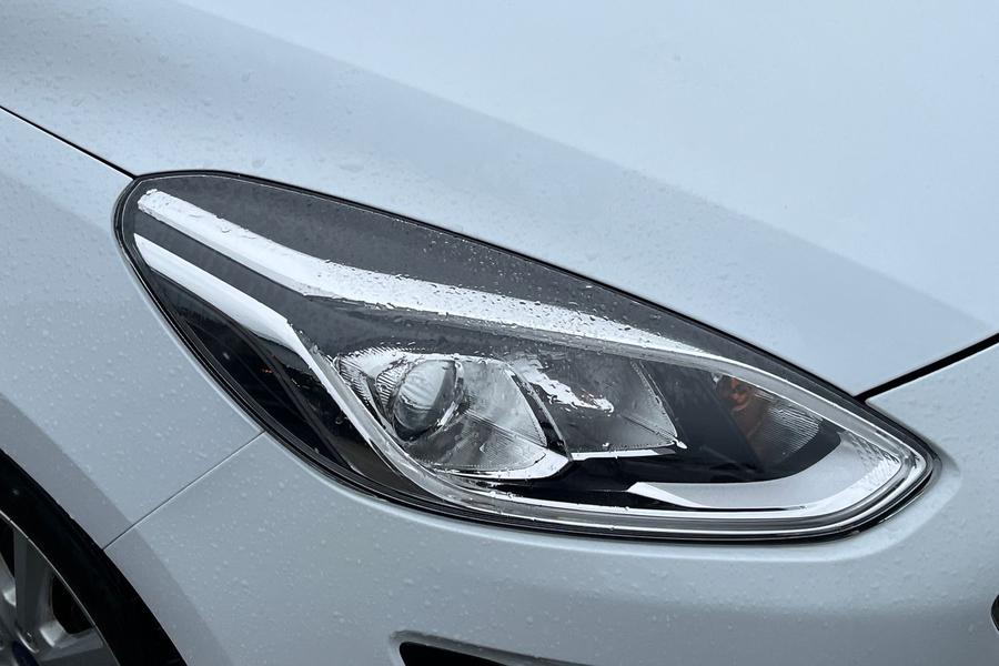 Ford FIESTA Photo autoimg-07e414d0122989bca0104ad4ea2f42d42a3c6c37.jpg