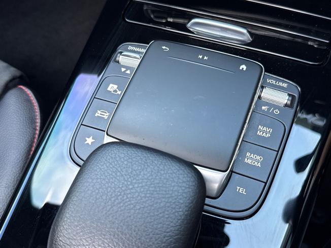 MERCEDES-BENZ CLA Photo 52