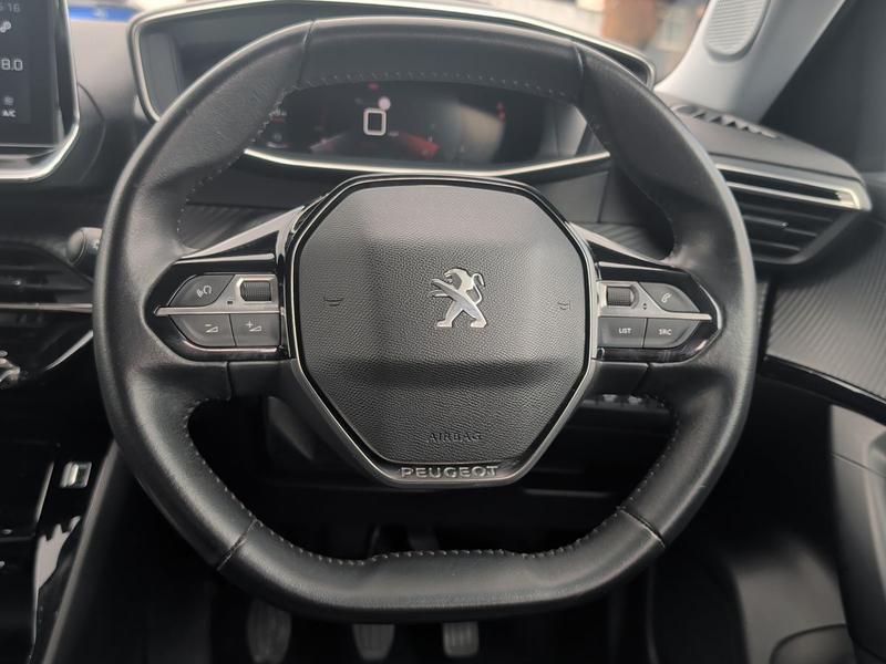 Used Peugeot 2008 NV21SSZ 32