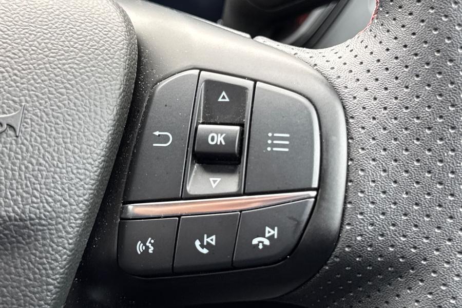 Ford FOCUS Photo autoimg-07e6676f416bdbade1c5d2ebc74212686b0432ae.jpg