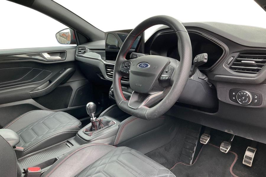 Ford FOCUS Photo autoimg-07e6d695e63be5c000386fa6940ebc61058f367a.jpg