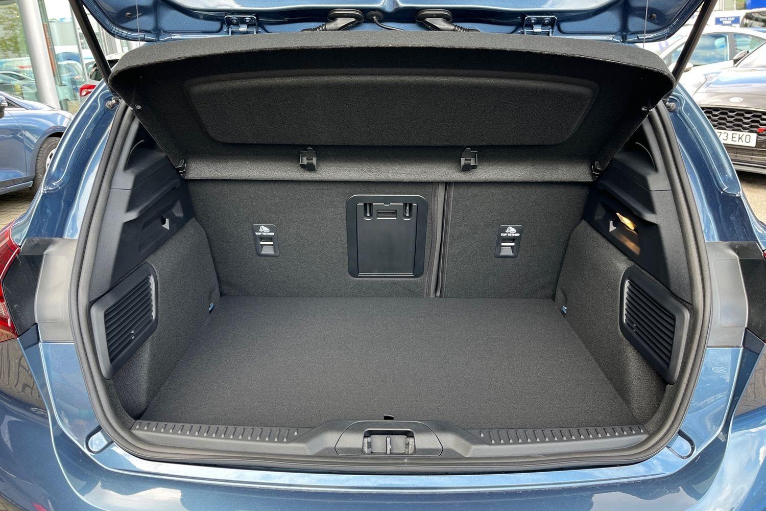 Ford FOCUS Photo 20