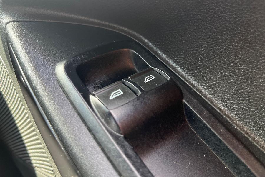 Ford Ka+ Photo autoimg-07f716ed511b52b0aabed8725139068963fd2950.jpg