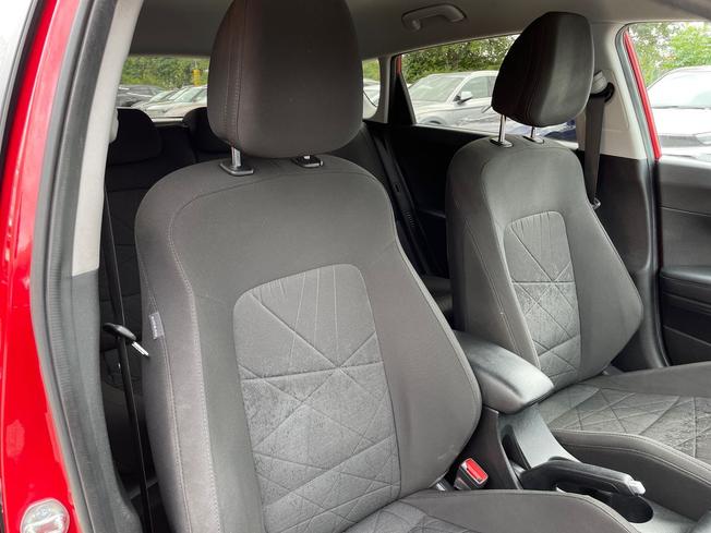 HYUNDAI Bayon Photo 27