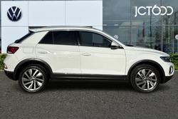 VOLKSWAGEN T-Roc Photo 4
