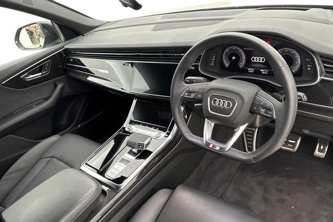 Audi Q8 Photo 6